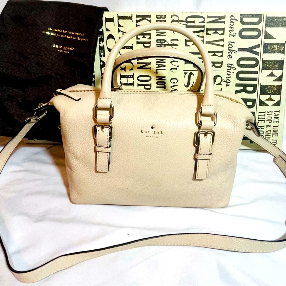 Authentic Kate Spade ♠️ Cream Leather Crossbody Satchel with Gold Tone Accents
